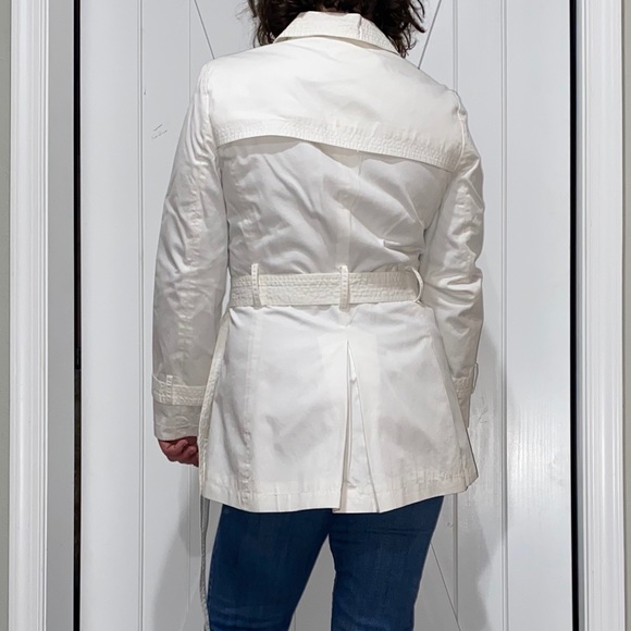 SOLD!!Banana Republic White Sexy Trench Coat - Picture 2 of 8